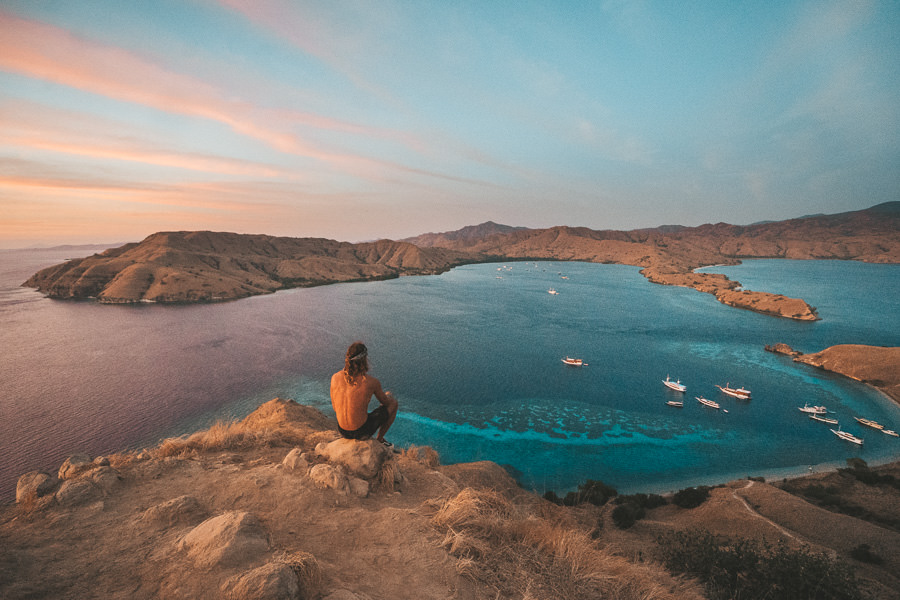 Chase the sunrise in Gili Lawa Darat