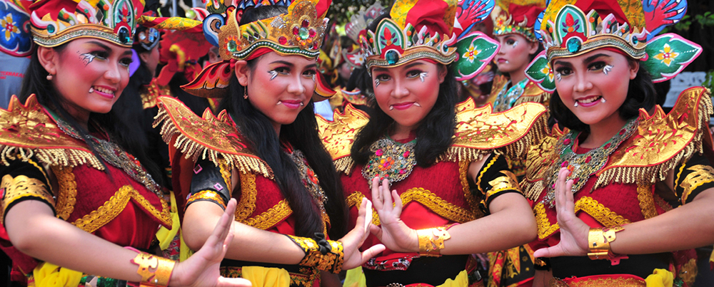 Several female dancers for Barong Dance in the festival