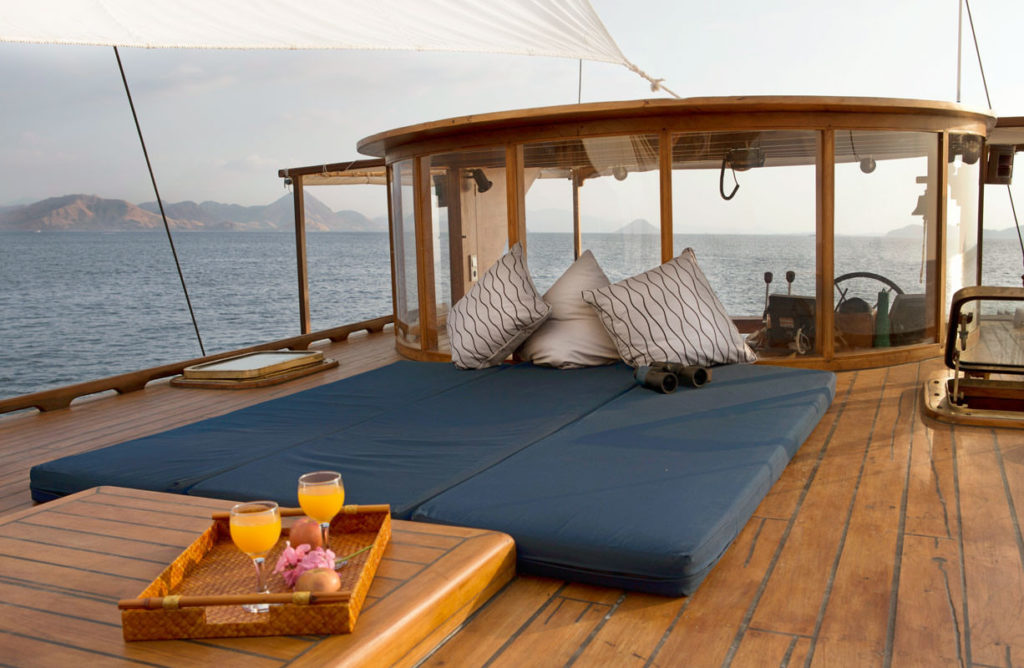 Mantra Liveaboard Awesome Sun Deck | Hello Flores