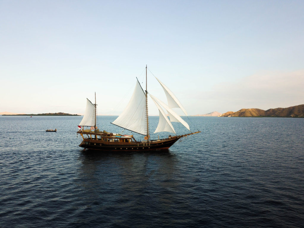 Nataraja Liveaboard Sailing Boat | Hello Flores
