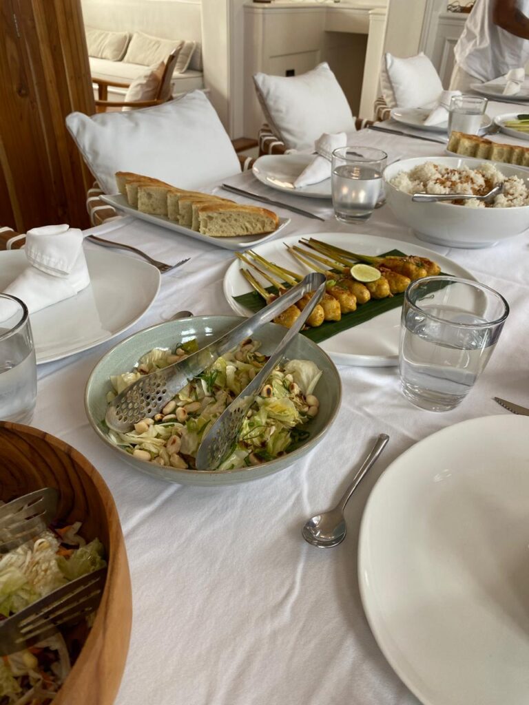 Mutiara Laut Balinese Food | Hello Flores