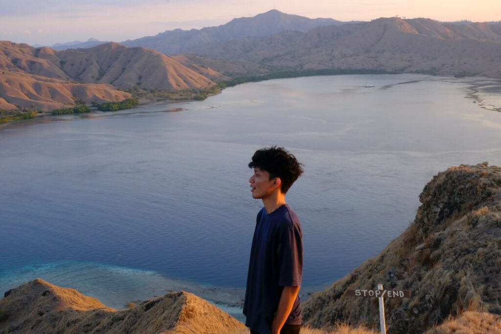 Gili Lawa Darat 7D6N Trip in Komodo Island | Hello Flores