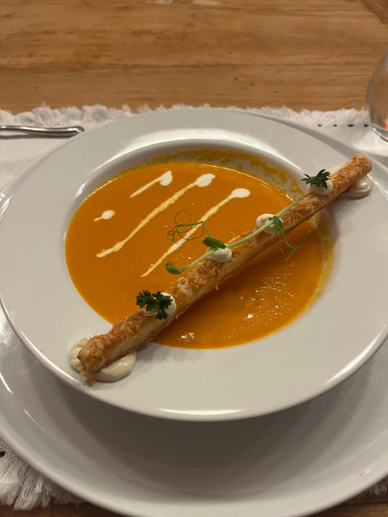 Food Onboard Aliikai Voyage | Hello Flores