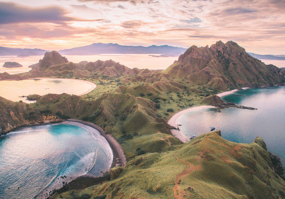 Join Hello Flores to explore and trekking in Padar Island | Hello flores